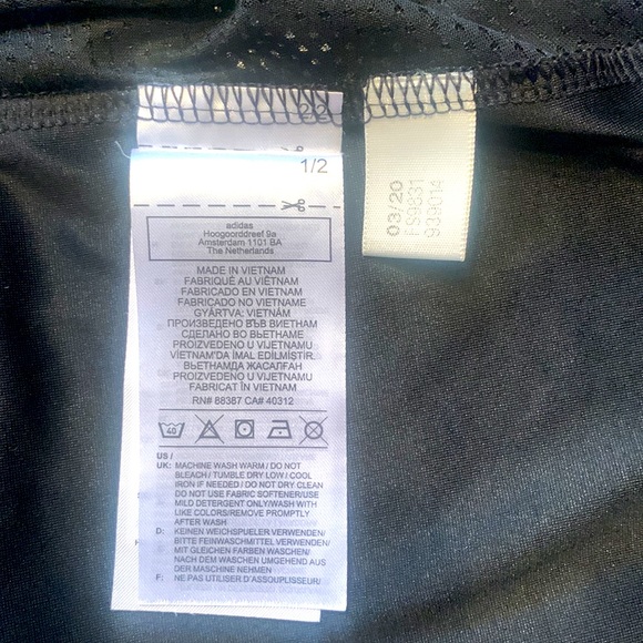 Adidas new w/o tags black running top “Aeroready” “prime green” - Picture 5 of 5